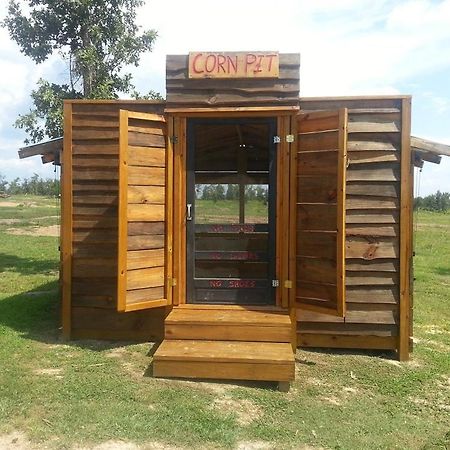 Diamonds Old West Hotel Murfreesboro Ngoại thất bức ảnh