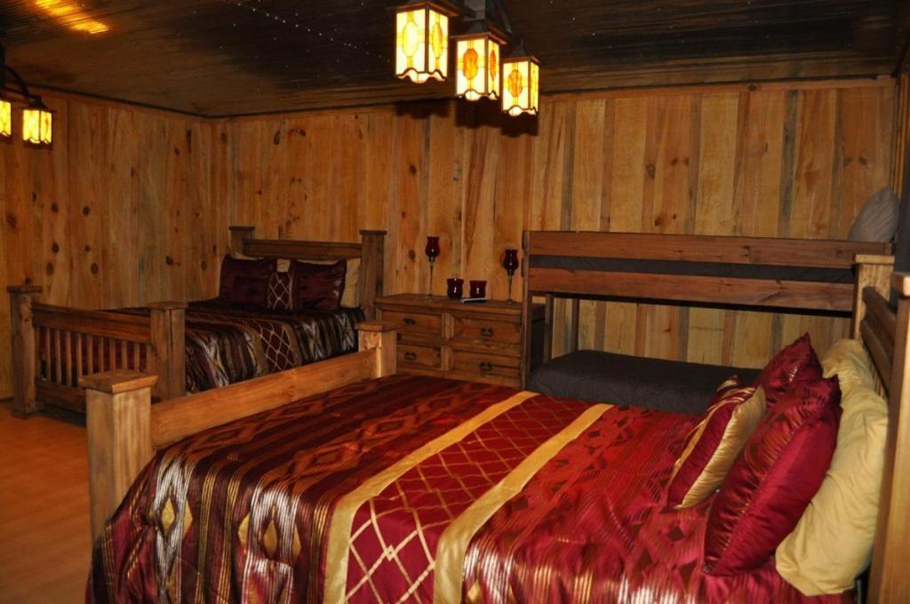 Diamonds Old West Hotel Murfreesboro Ngoại thất bức ảnh