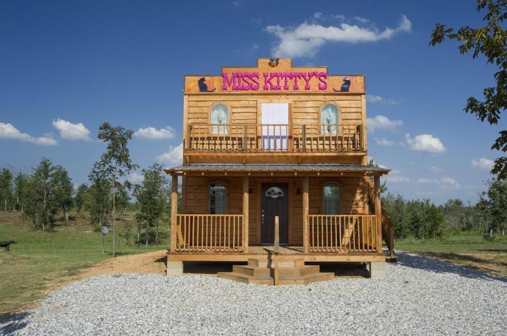 Diamonds Old West Hotel Murfreesboro Ngoại thất bức ảnh